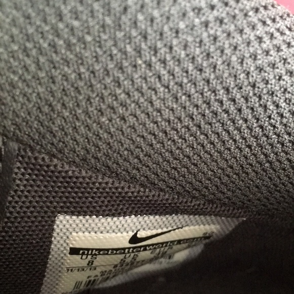 Nike suede knitted wedge booties sneakers - Picture 8 of 8